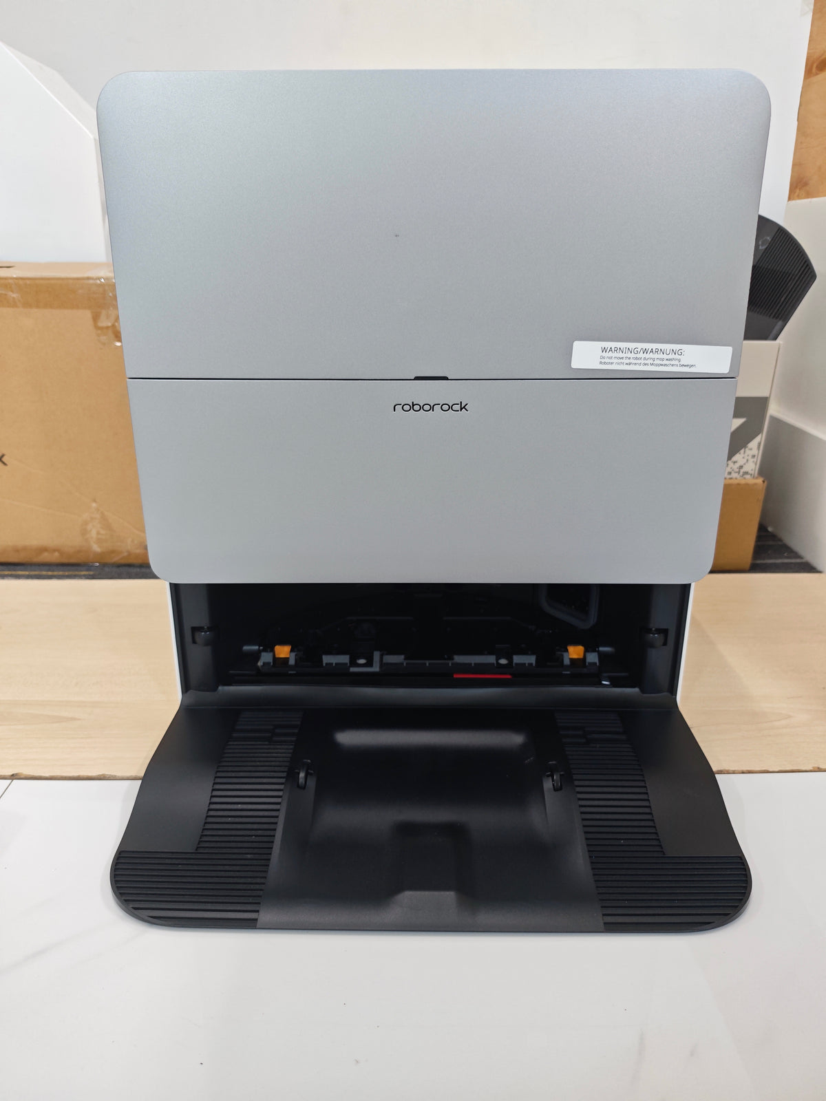 9.4  Roborock Saros 20 Sonic Complete - Certified Refurbished
