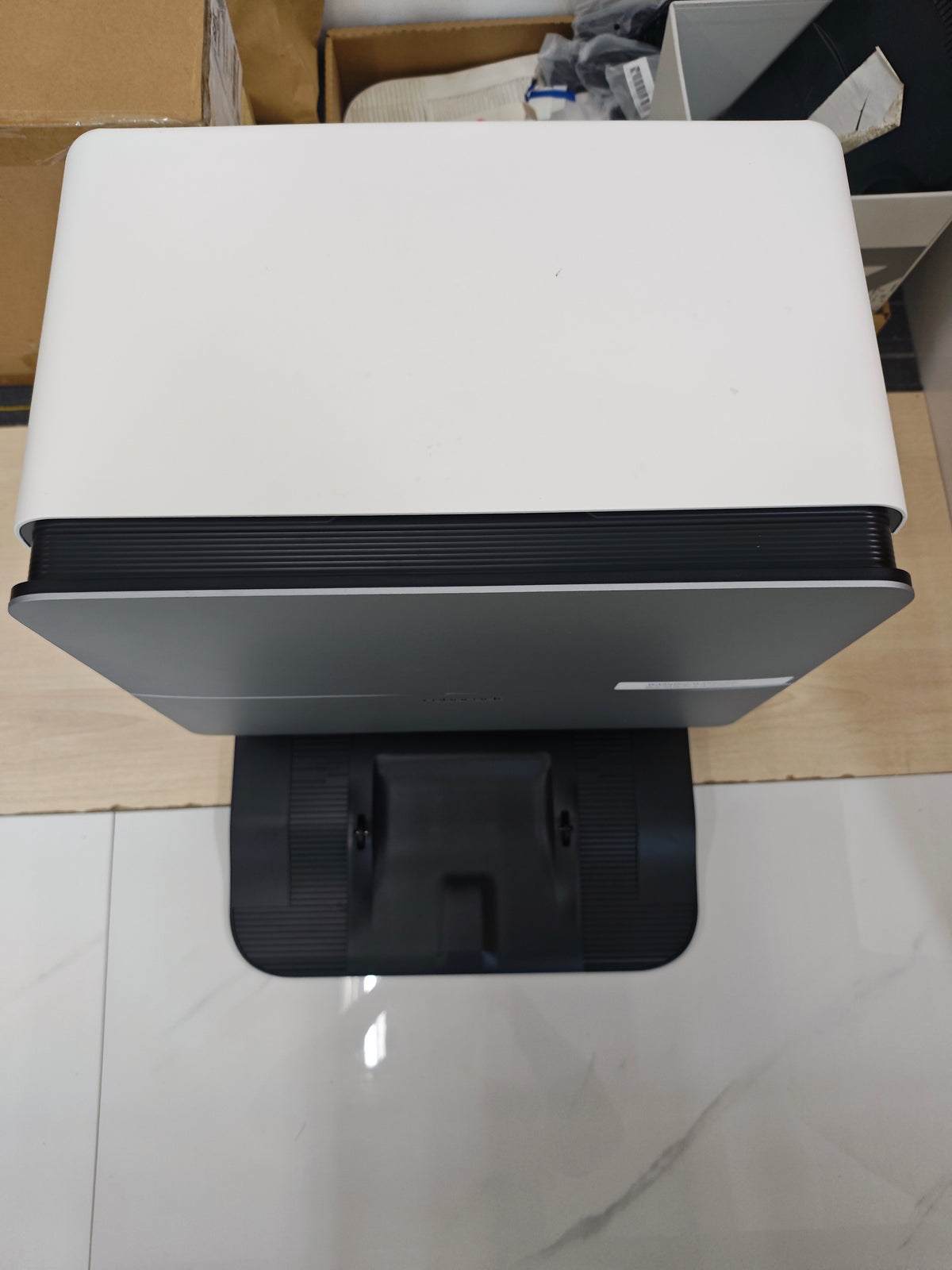 9.4  Roborock Saros 20 Sonic Complete - Certified Refurbished