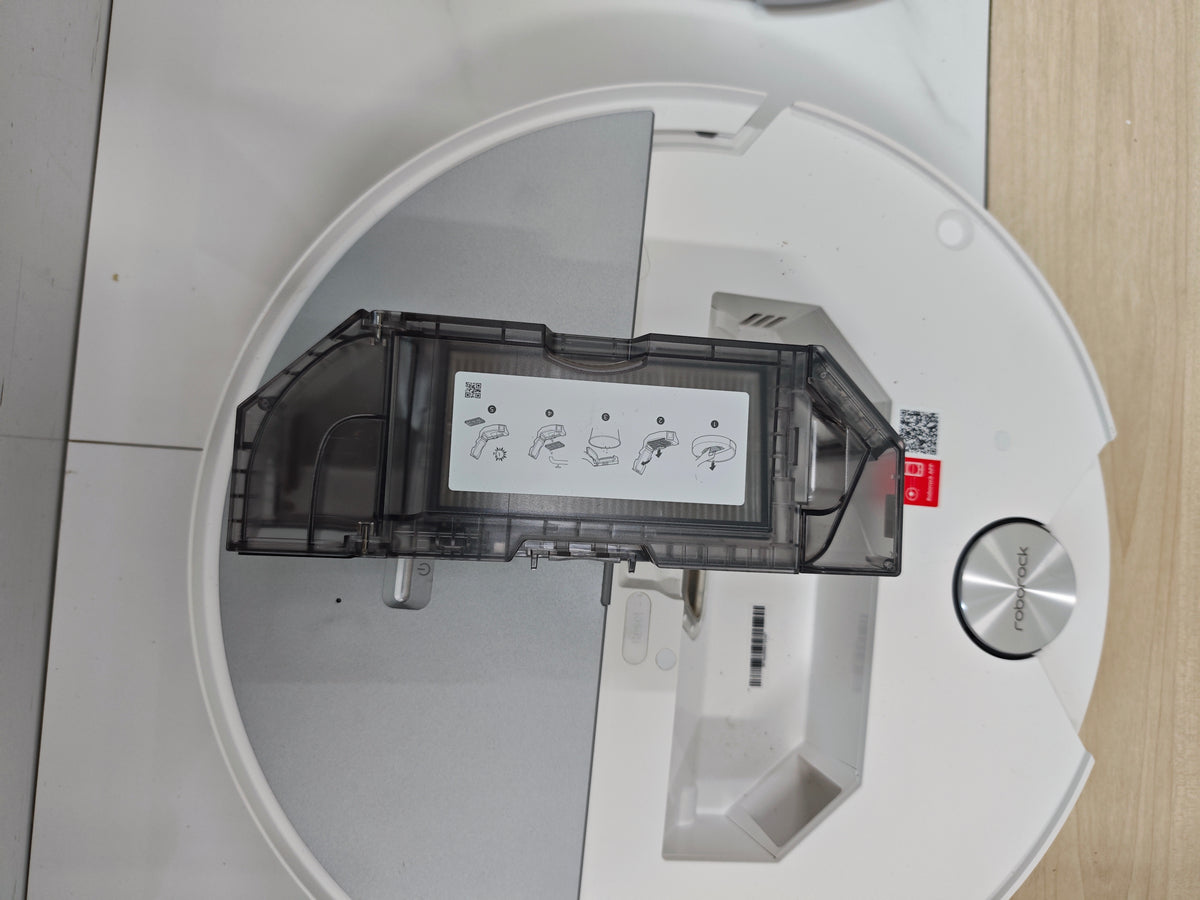 9.4  Roborock Saros 20 Sonic Complete - Certified Refurbished