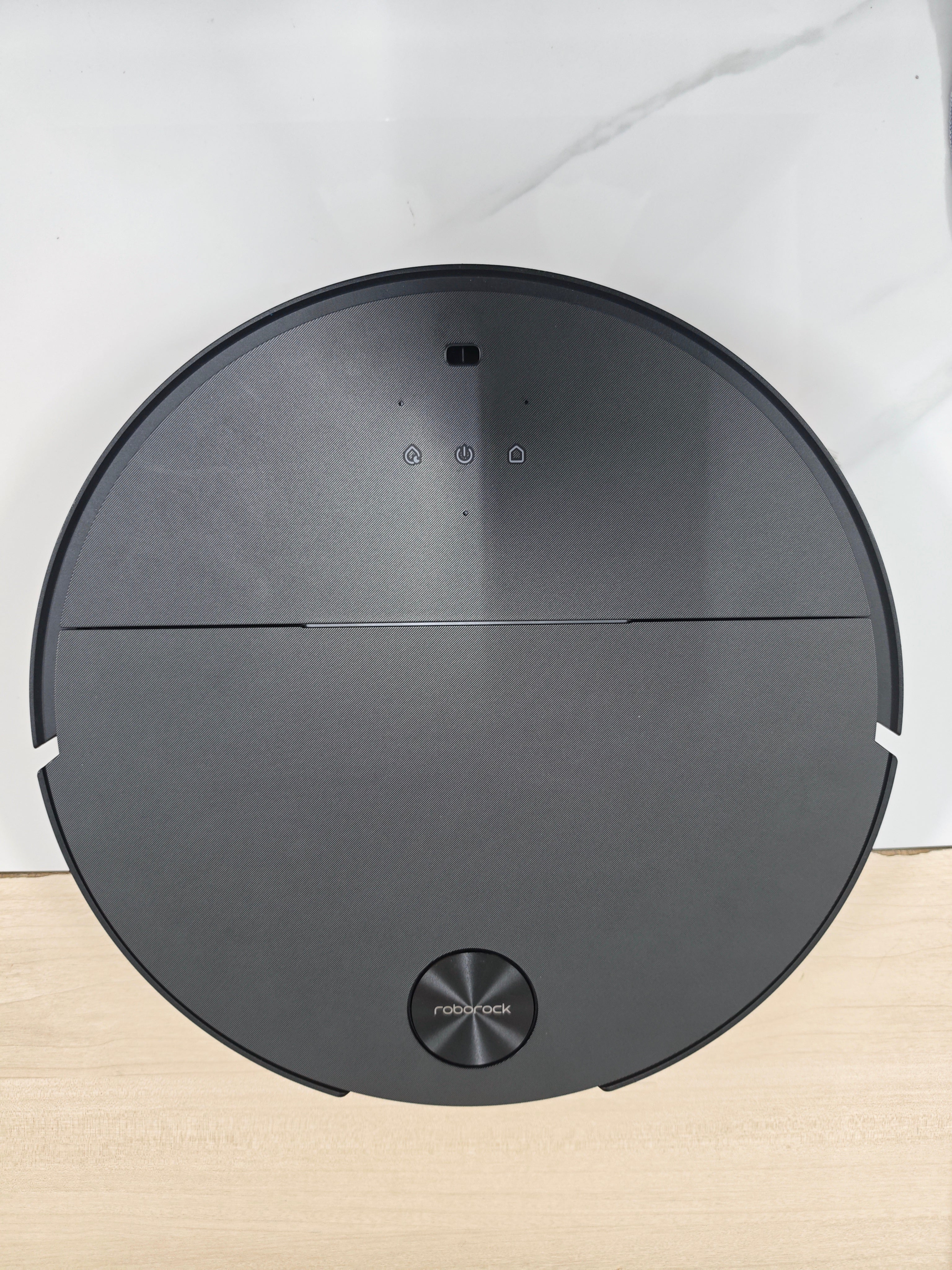 Roborock Saros 10R Robot Vacuum Black – Roborock Singapore