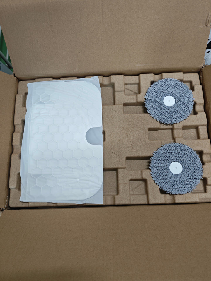 9.18 Auction Roborock Qrevo 5AE White - Brand New