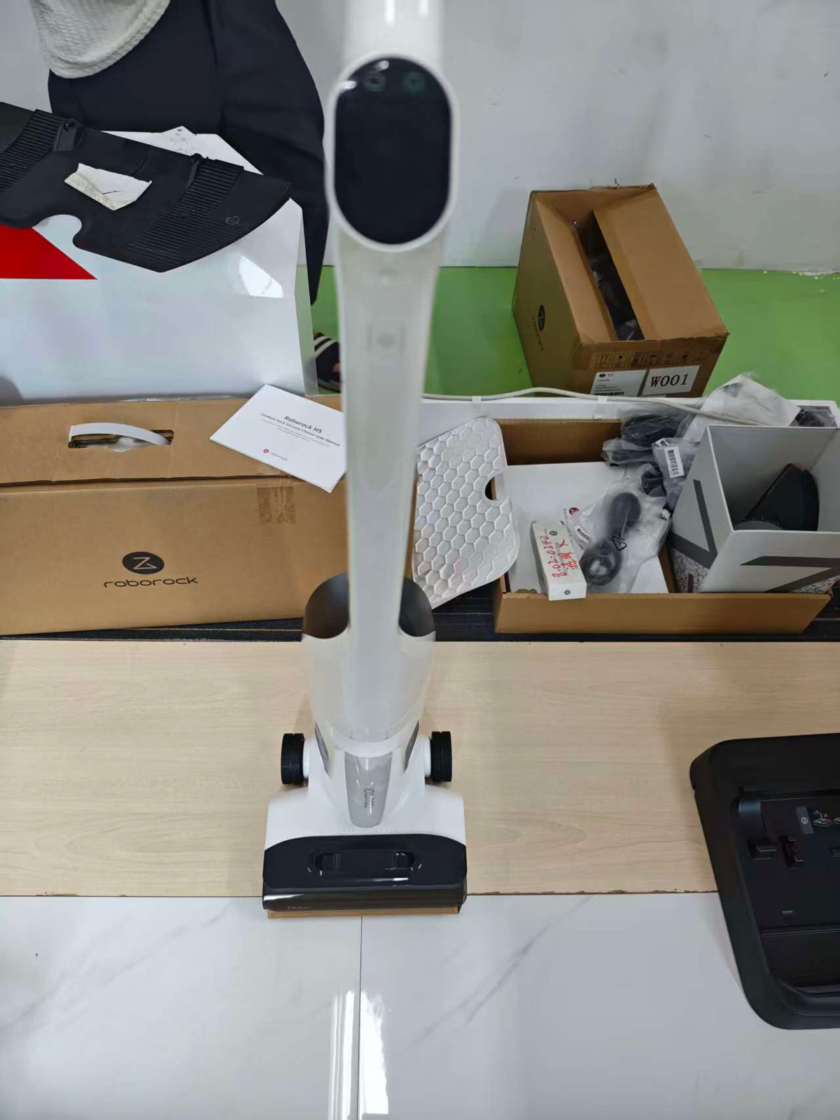 9.18 Auction Roborock Flexi Pro - Demo Set