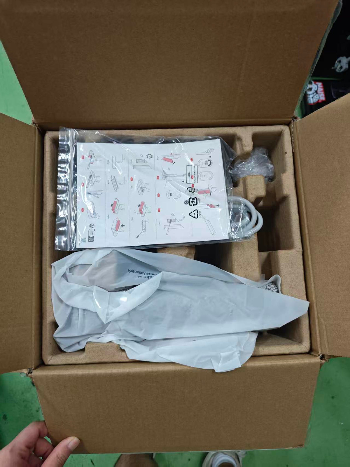 9.18 Auction Roborock Flexi Pro - Demo Set
