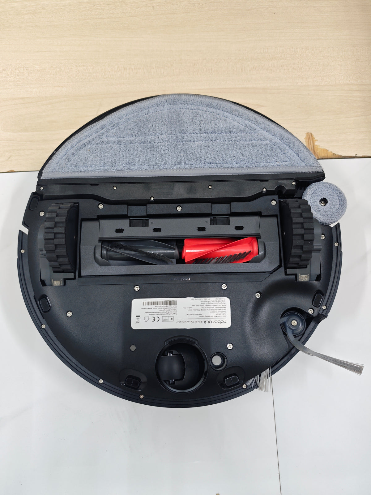 10.2 Auction Roborock Saros 10 Refill & Drainage