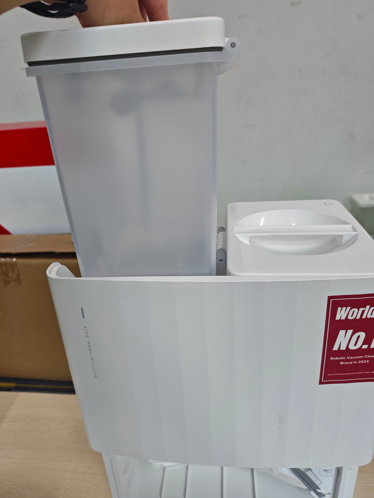 10.30 Auction Roborock Qrevo Edge - Display unit